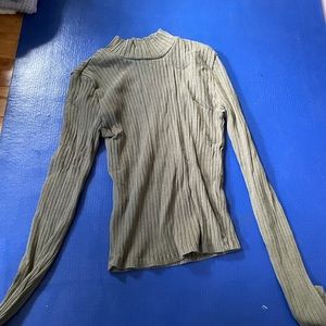 Green long sleeve tight top